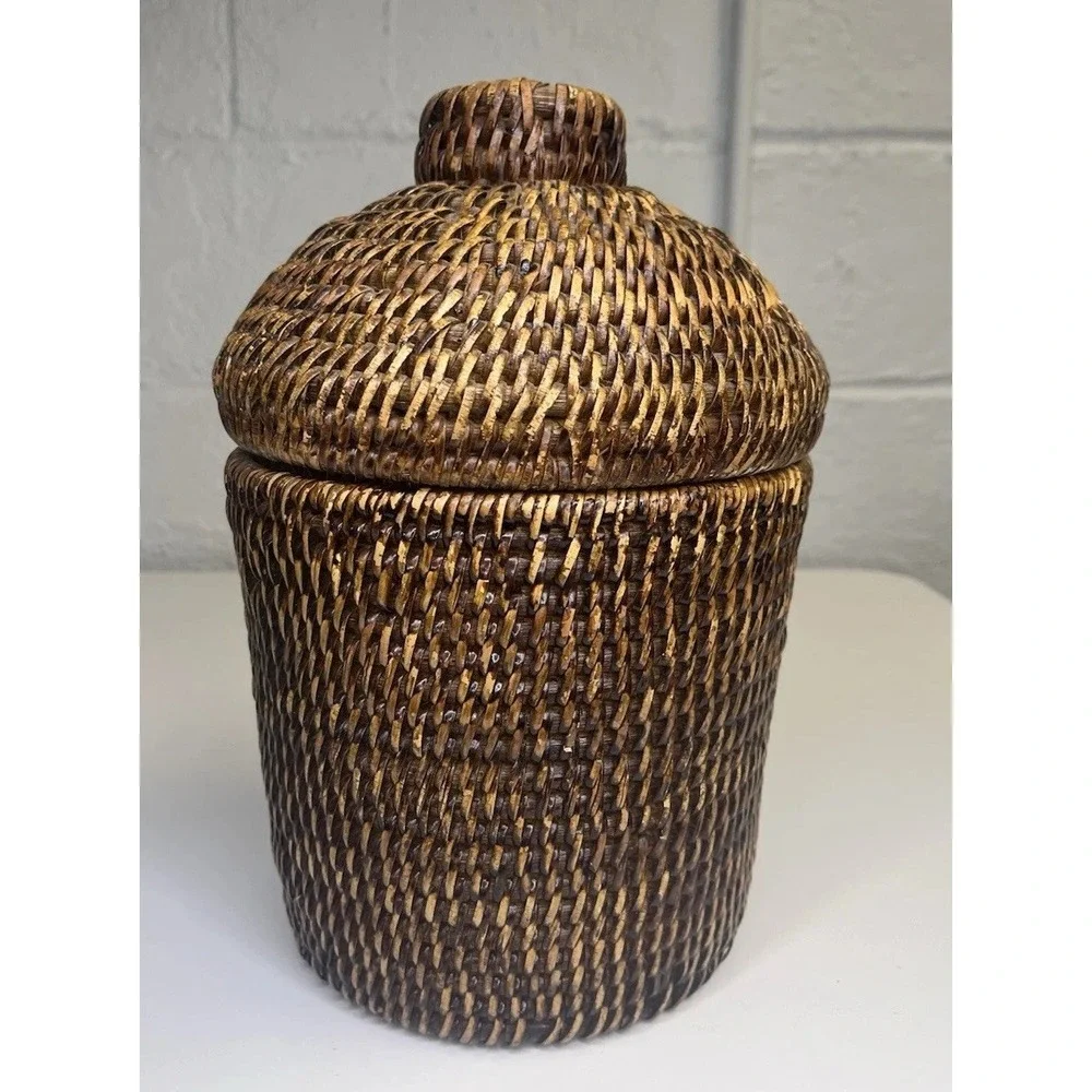 VTG‎ Rattan Wicker Lidded Basket Ginger Jar Woven Coil Cane Storage Vase